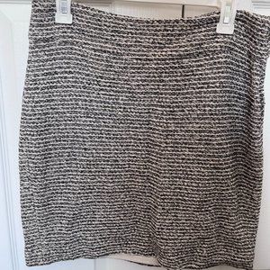 Banana Republic Textured Mini Pencil Skirt, Italian Fabric, Size 10